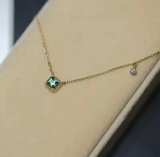 Renzelle® Emerald Pendant