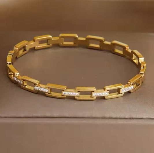 Renzelle® Gold Link Bracelet