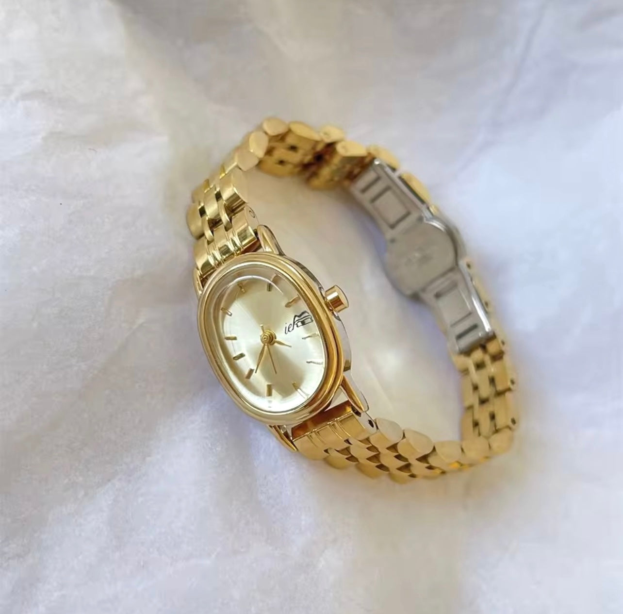 Renzelle® Quartz Gold Watch